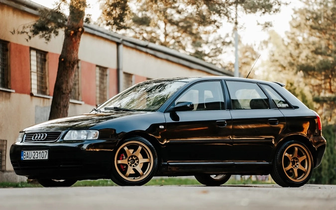 Audi A3 cena 9500 przebieg: 320000, rok produkcji 2001 z Łobżenica małe 781